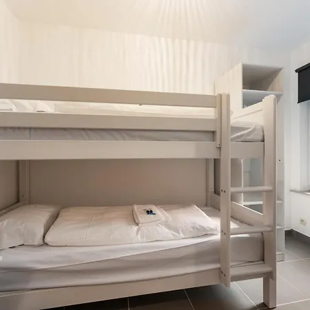 & Aan Zee - 4p Ostend